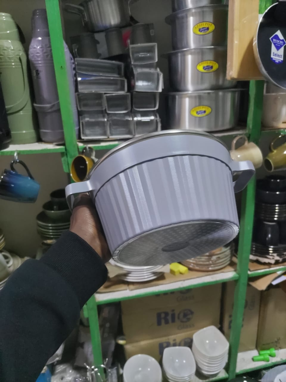 Seti y'ibikoresho byo guteka bya VAKEEN bidafatana ifite umupfundikizo w'ikirahure