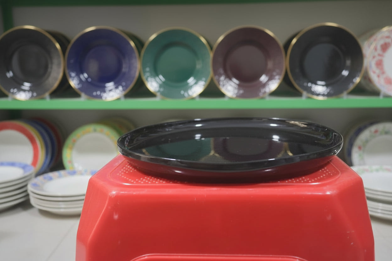 Black round Dinner Plate