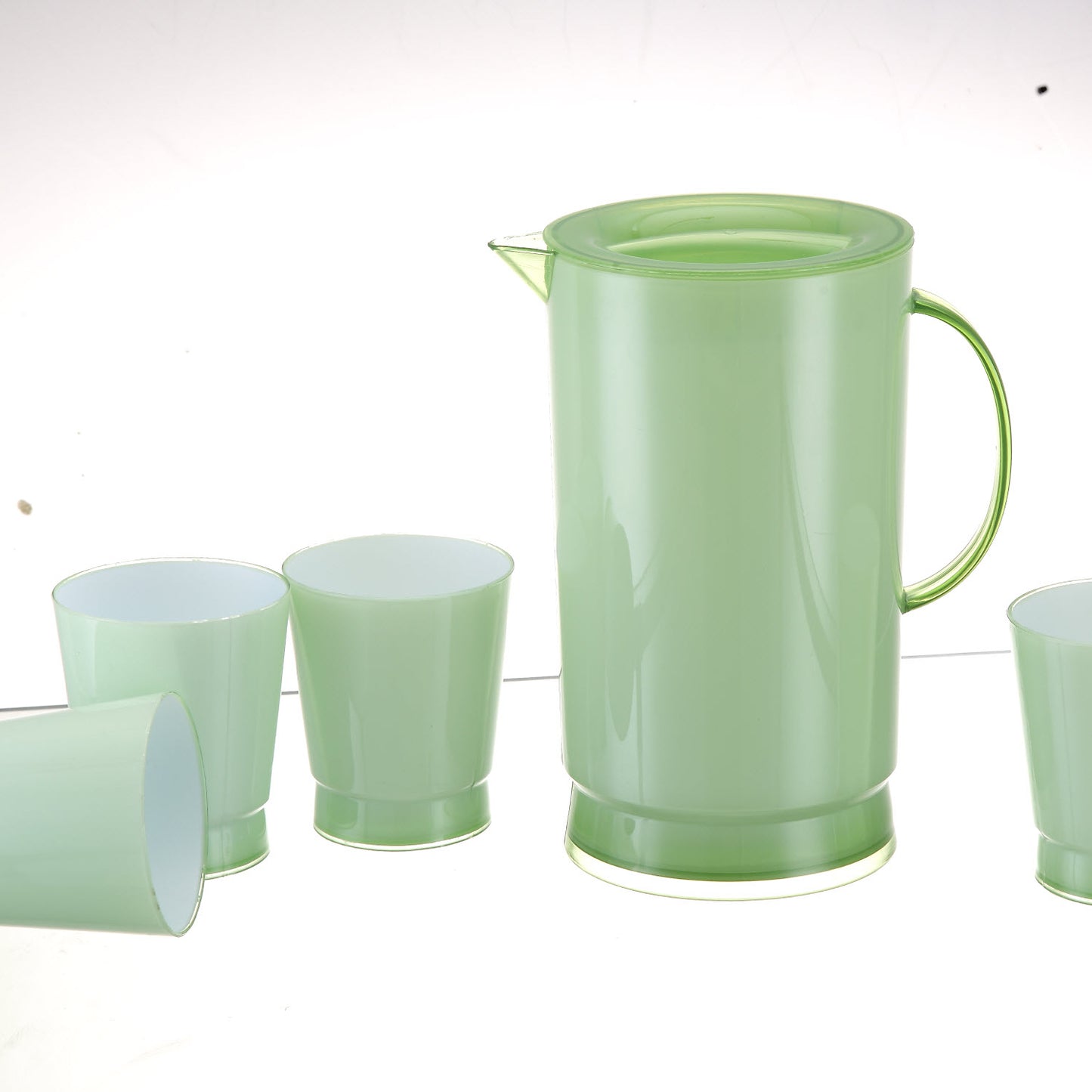 Delcasa DC1347 2L Water Jug + 4 Glass 300ml Set