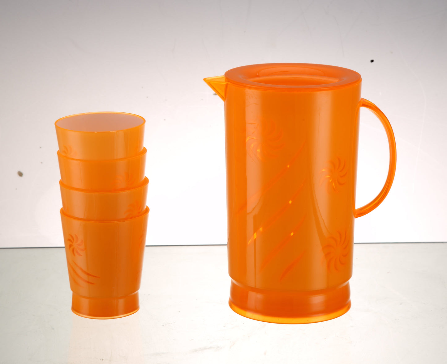 Delcasa DC1347 2L Water Jug + 4 Glass 300ml Set
